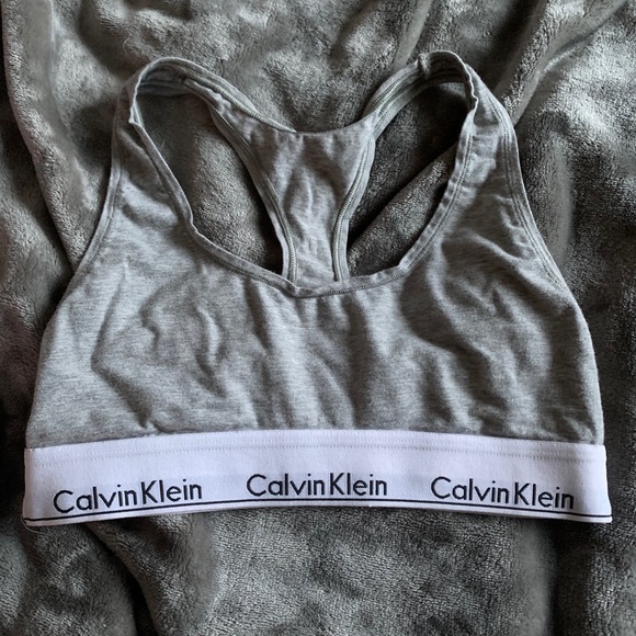 Racer back sports bra